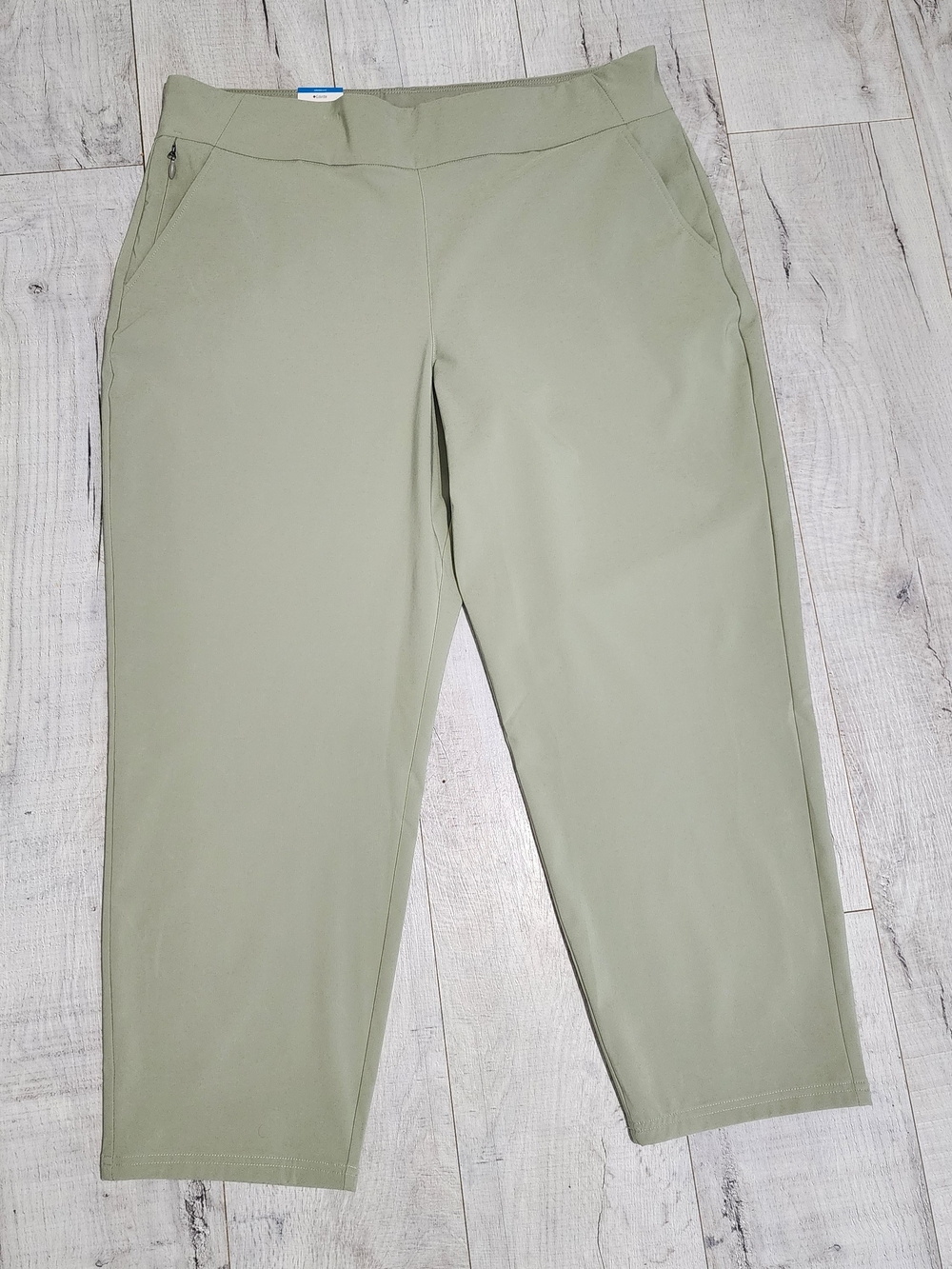 Columbia Women’s All Seasons Pull-On Pants Size XXL Sage Green